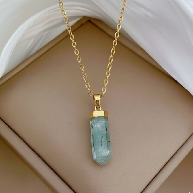 Rough-Cut Aquamarine / Beryl Pendant